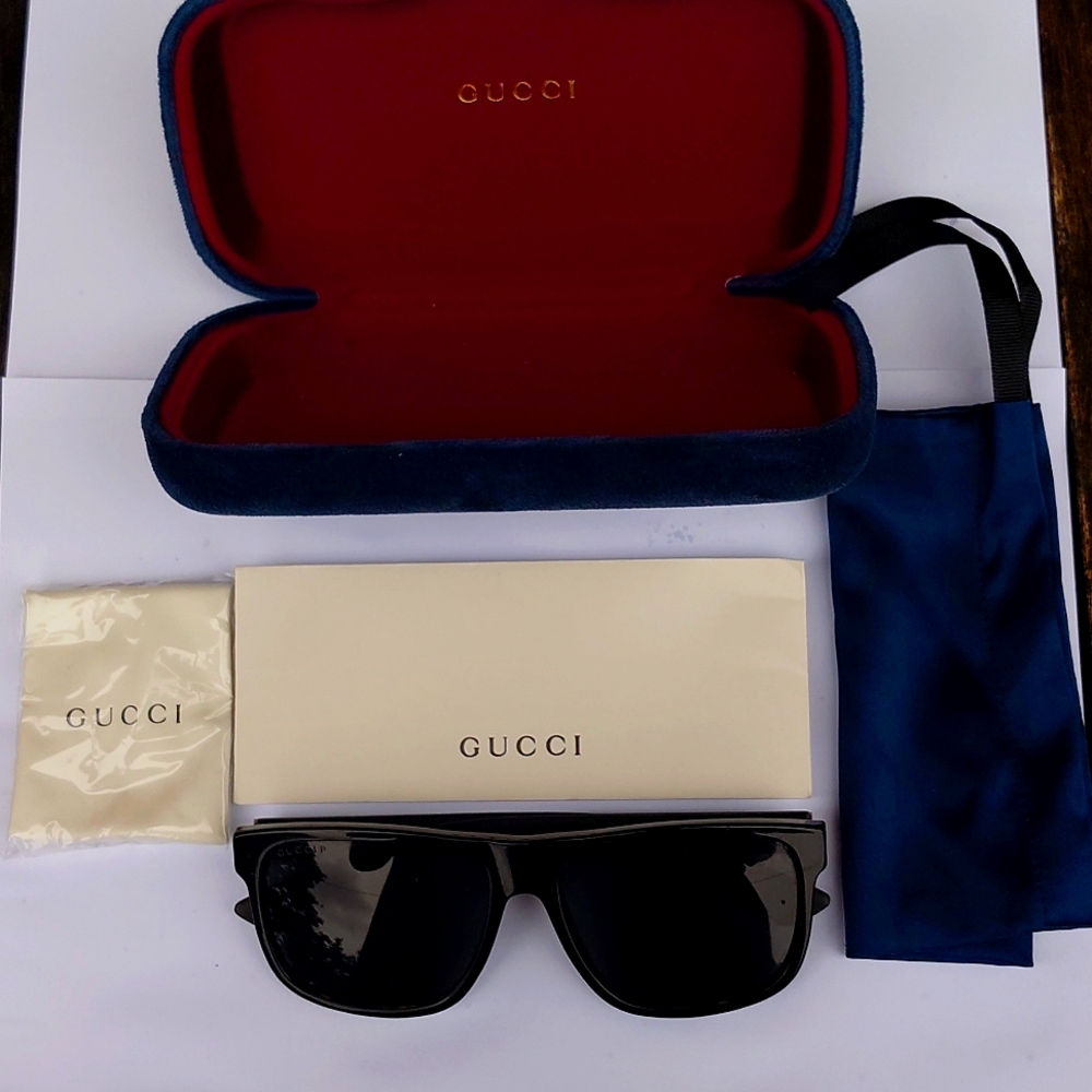 Gucci sunglasses